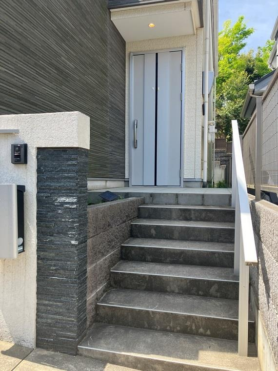 南花島戸建のエントランス|毎日通るエントランスはこのようになっています