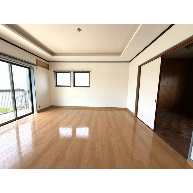 本巣市三橋の一戸建ての居間・リビング
