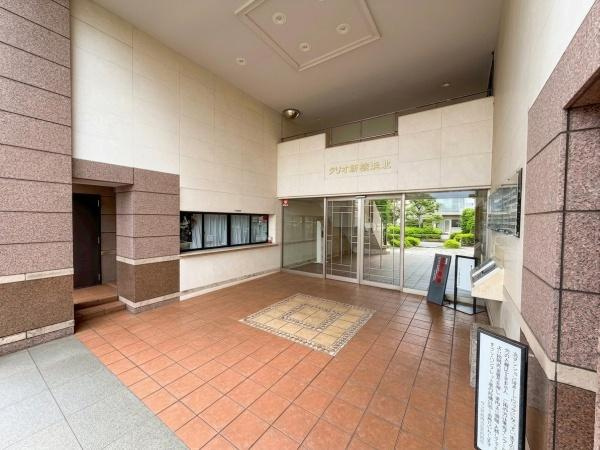 クリオ新横浜北参番館のエントランス|エントランスロビーです！オートロックマンションなので防犯面もご安心できます！