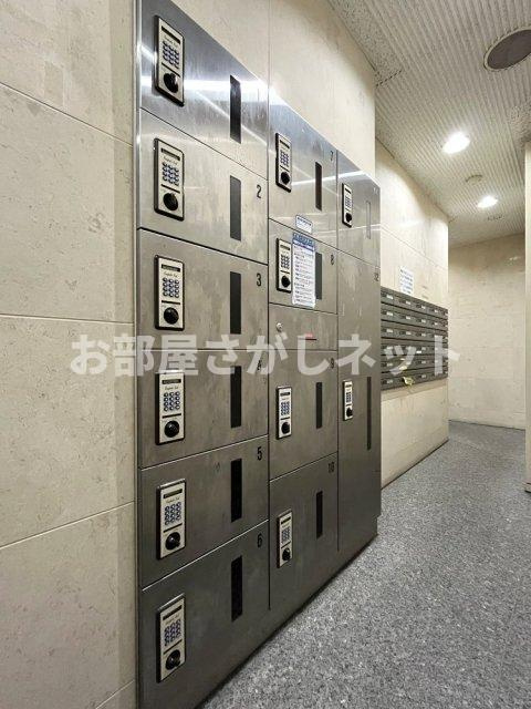 スカイコート原宿【おとり物件なし】#学生・社会人にオススメ！初期費用分割払いOK！のその他共用部分|宅配BOX