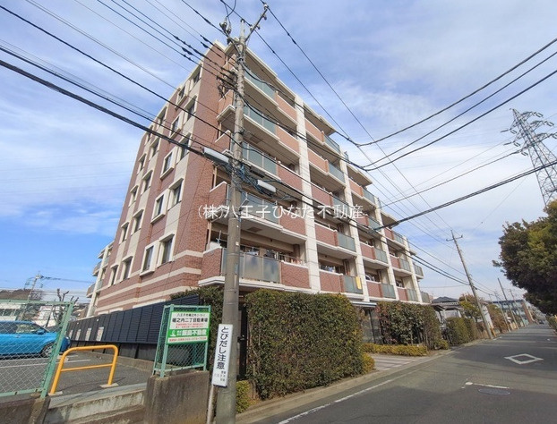 『八王子市マンション』アンビシャスパーク京王堀之内【仲介手数料無料】　八王子市堀之内2-16-4の外観|～仲介手数料無料☆八王子ひなた不動産～アンビシャスパーク京王堀之内	