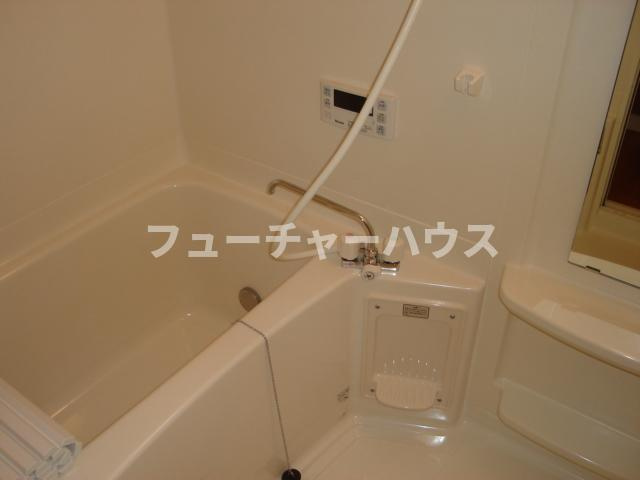 メゾン・ド・シャルマンの浴室|バス