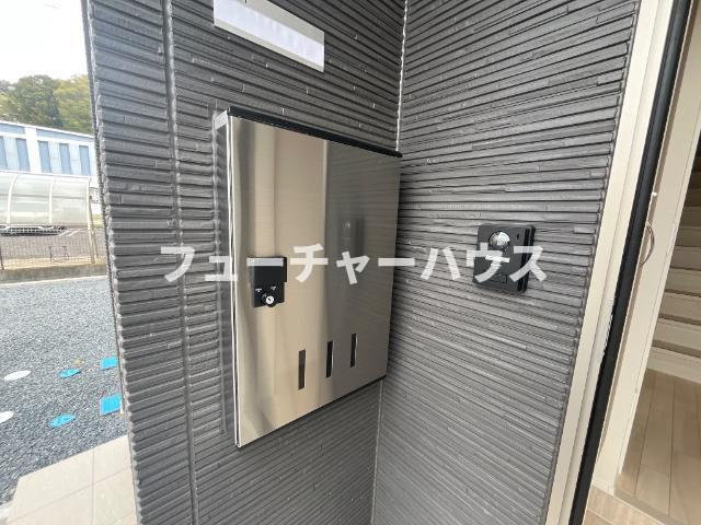 仮）ひたちなか市勝倉新築アパートＡ棟の設備|宅配ボックス（イメージ）