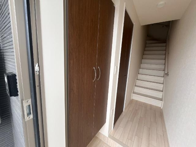 仮）ひたちなか市勝倉新築アパートＡ棟の玄関|玄関（イメージ）