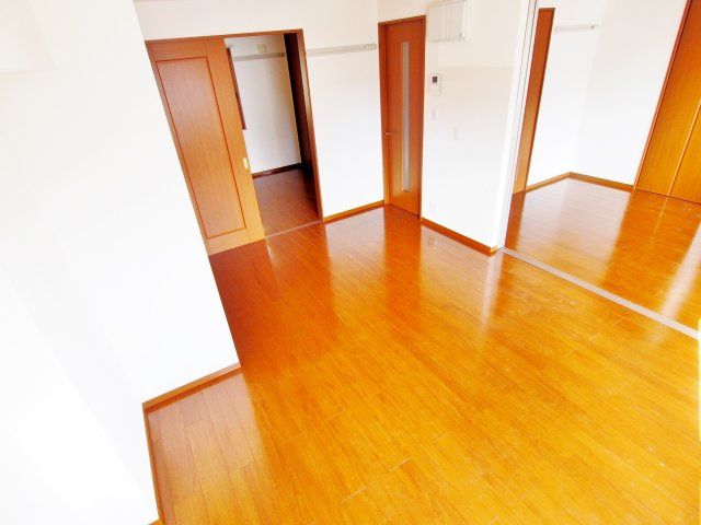 サニーコート船越Iの内装