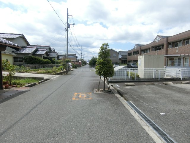 カーサ・オランジュの周辺