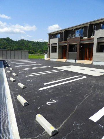 フィオーレの駐車場|駐車場です