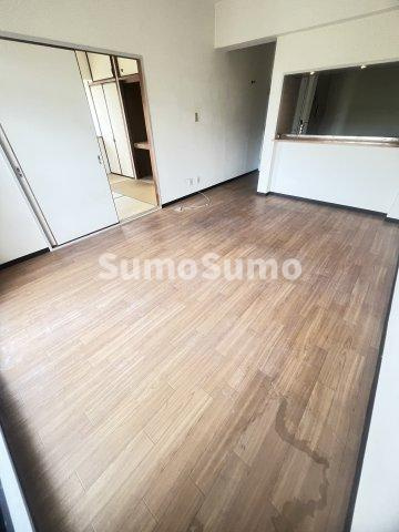 ハッピーコート芦屋の居間・リビング