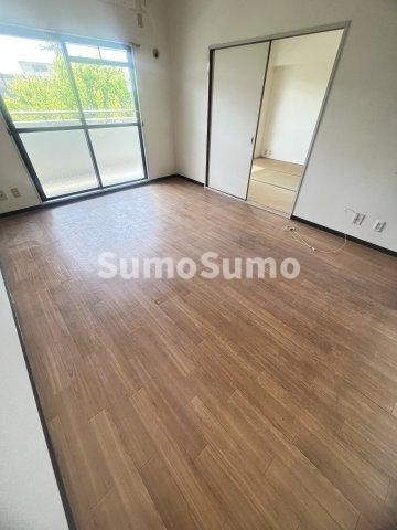 ハッピーコート芦屋の居間・リビング