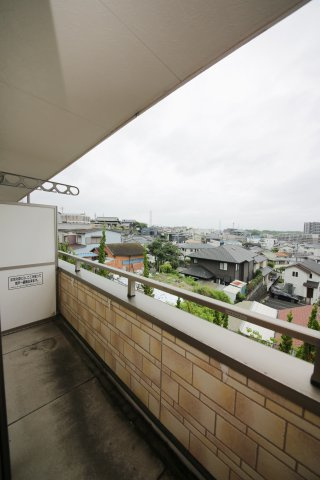 有松ヒルズ　B(アリマツヒルズビー)のバルコニー