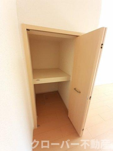 エルベッタ城東の収納