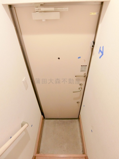 キングハウス蒲田の玄関
