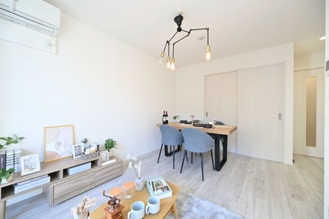 ロックフォレストの居間・リビング|※家具・小物はイメージです