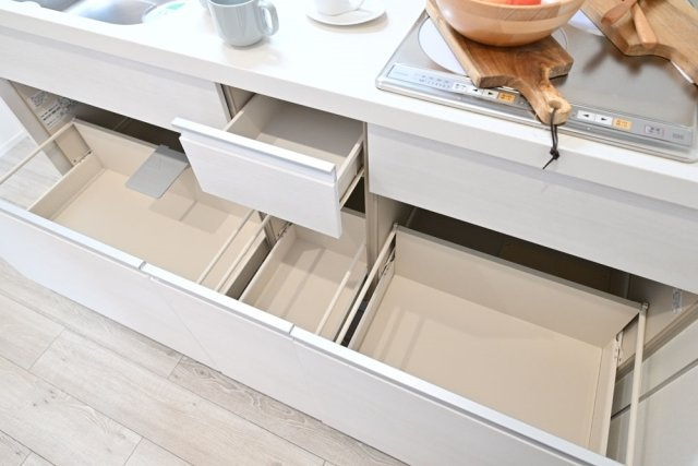 ロックフォレストのキッチン|※家具・小物はイメージです