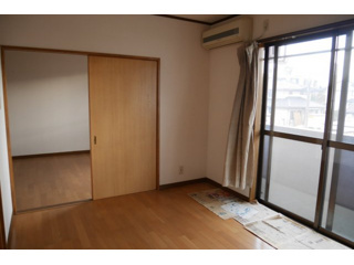 エクセル北町の洋室