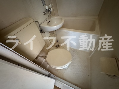 今里CTスクエアのトイレ|コンパクトで使いやすいトイレです