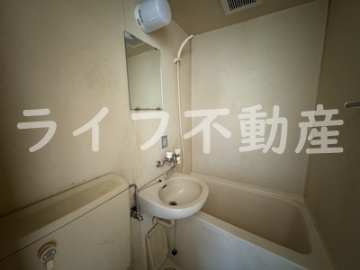 今里CTスクエアの洗面所|脱衣スペースもあります