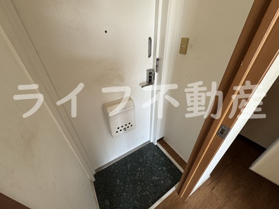 今里CTスクエアの玄関|落ち着いた玄関です