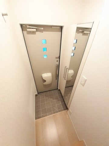 リュウ　ドゥ　デタントの玄関|きれいな玄関です