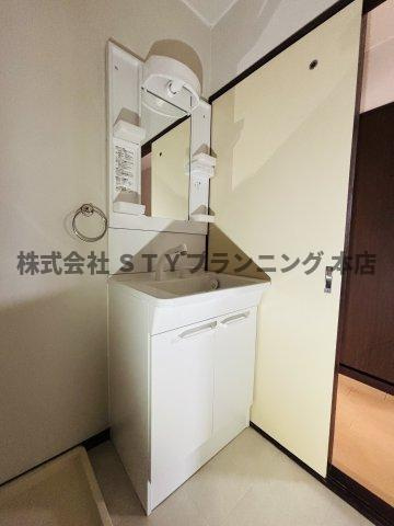 仲介手数料0円！グランドールKの洗面所