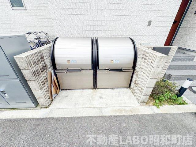 リブリ・西今川のその他