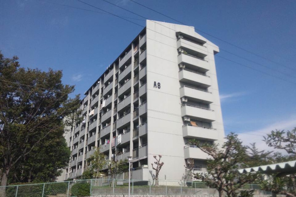公社山田西第二次団地A-８棟の画像
