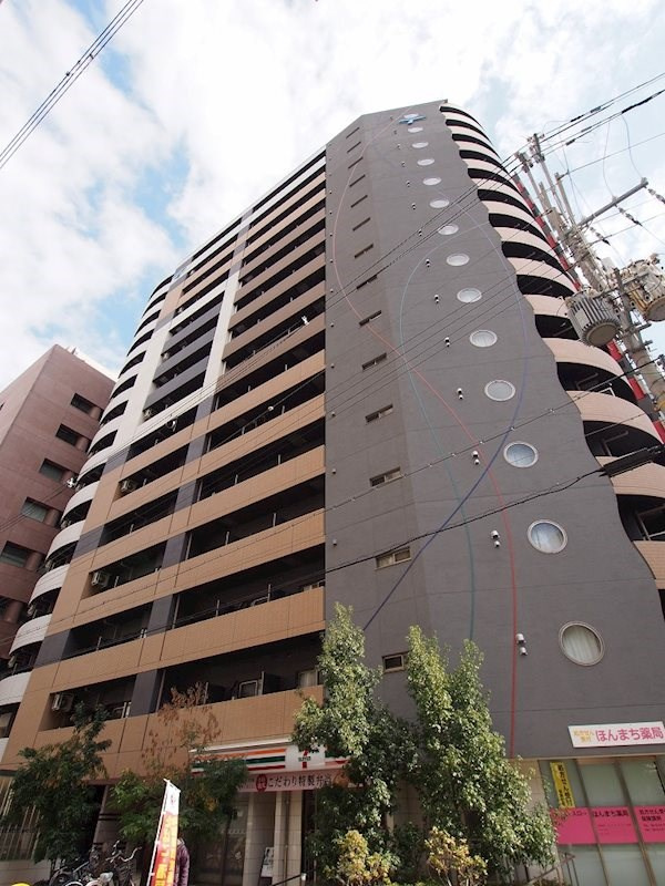 セレニテ本町グランデの画像