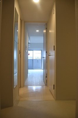 【玄関】セレニテ本町グランデ