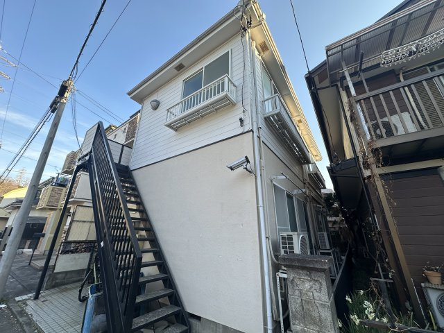 横浜市港北区師岡町のアパート