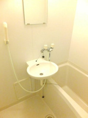 バス・トイレ別