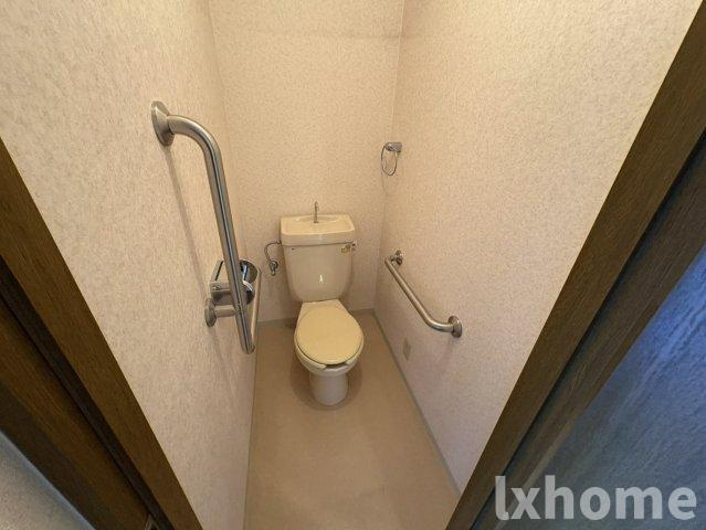 千里ピュアーライフのトイレ|落ち着いたトイレです