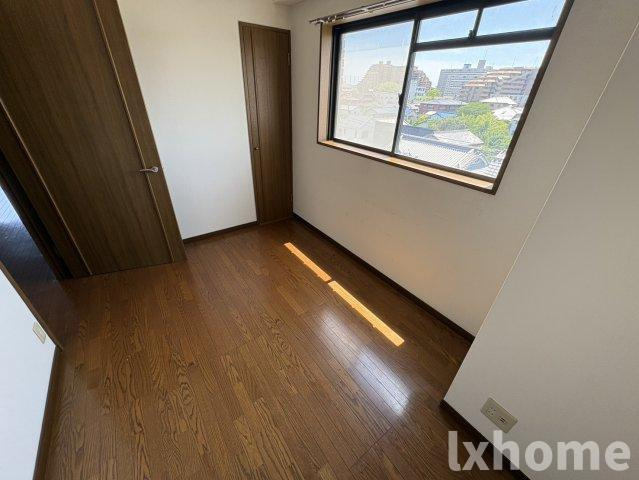 千里ピュアーライフの内装|明るい色調の室内です