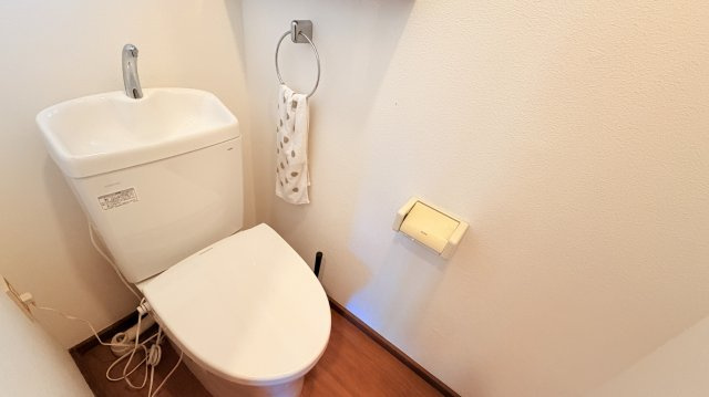 浅間ハイランドパーク  通年利用可能  定住にもおすすめの一邸のトイレ