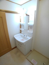 コンパクトで使いやすい洗面所