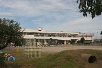 東児玉小学校まで2000m
