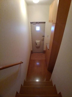 明るい玄関です