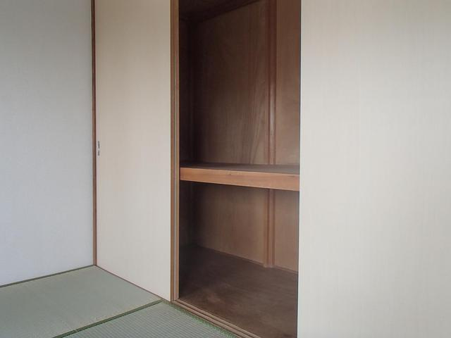 サンモールクレスト |和室の収納もたっぷり！