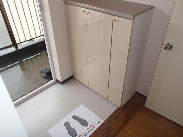 サンモールクレスト |玄関収納