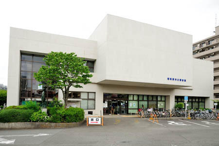 サンモールクレスト |相模原市立図書館まで576m