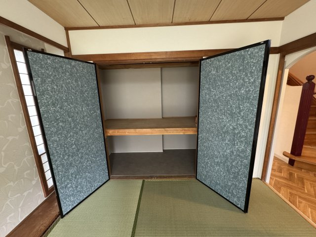 成田市飯田町戸建の収納|押入（１階和室）