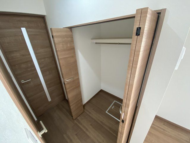 Prevoyance春日岡本の収納|同建物別部屋 現況優先