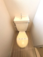 ゆったりとした空間のトイレです