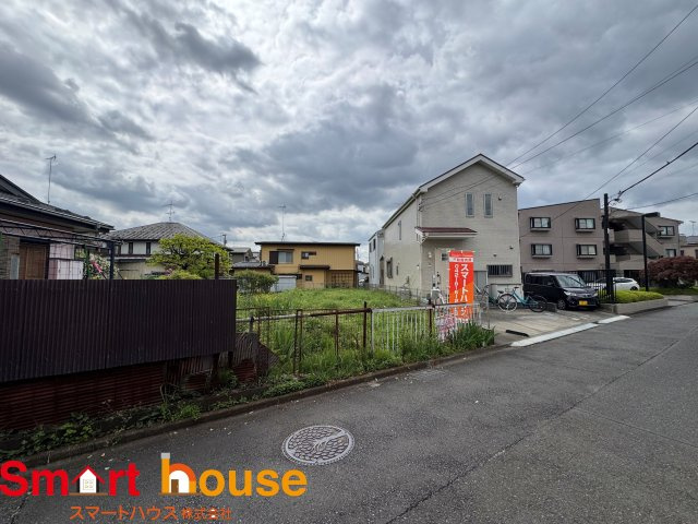 相模原市南区大野台　建築条件付き売地1区画の前面道路含む現地写真