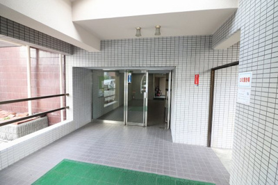 【エントランス】 | シャトー芦田