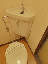 清潔感のあるトイレです