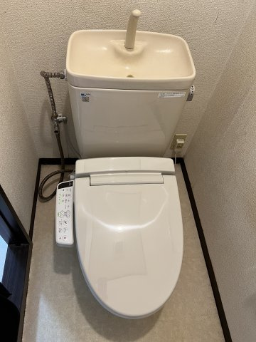 タウニィ八橋Ａのトイレ|温水洗浄便座