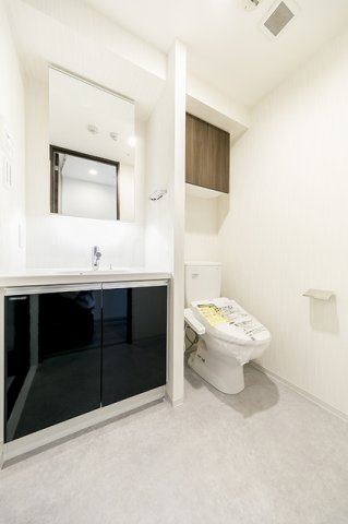 ミリアレジデンス新宿御苑のトイレ|※写真は同タイプ住戸です。
