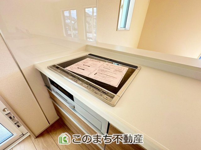 ブルーミングガーデン宇都宮市石井町の設備|IHクッキングヒーターでお掃除楽々です♪
