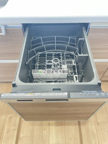 ブルーミングガーデン宇都宮市石井町のキッチン|同社施工物件の写真です。※建具やフローリング、その他仕様が違う場合がございます。
