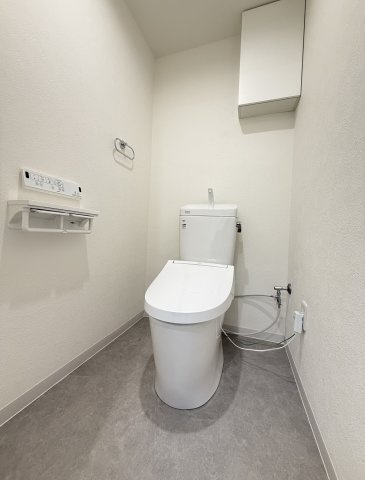 浄心ステーションビル南館のトイレ|トイレです。
あると嬉しいウォシュレット機能付きです！